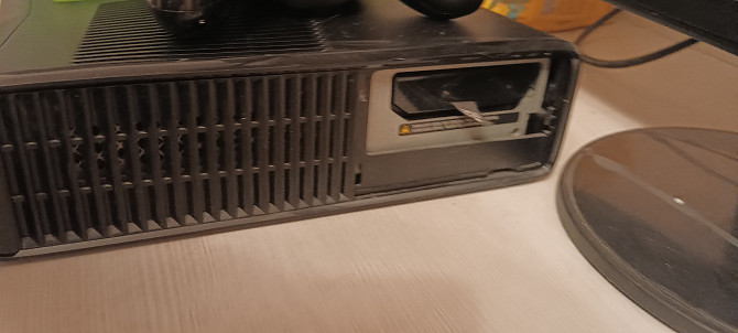 Продам xbox 360 Владивосток - изображение 3