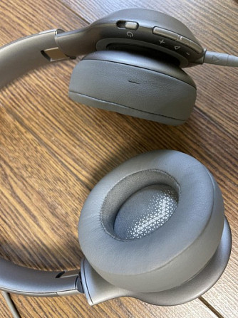 Наушники JBL Everest 310 серебристо-серые Тайга - изображение 2