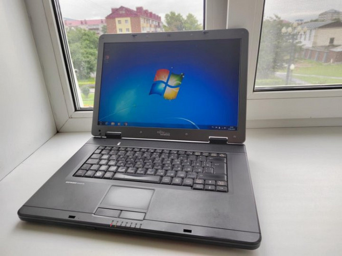 Ноутбук Fujitsu Esporo Mobile V5545 Белыничи - изображение 3