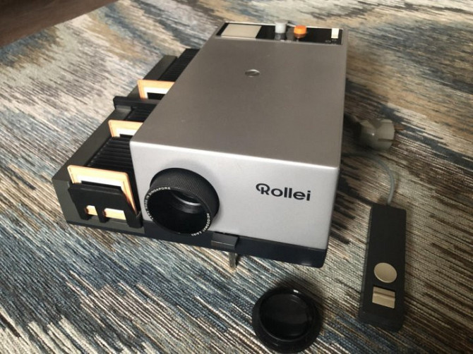 Проектор слайдов Rollei Елань - изображение 4