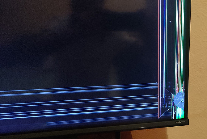 55" (138.8 см) Телевизор LED Hisense 55E7HQ серебристый Луганск - изображение 2