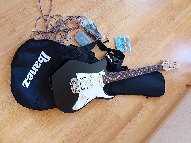 Гитара Ibanez GRX40JU ВК, чехол, комбоусилитель Ibanez GTA10, книга Горки - изображение 3