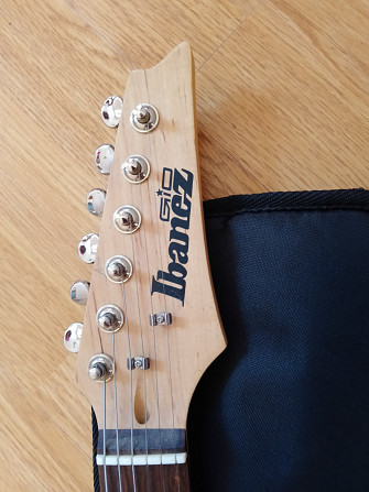 Гитара Ibanez GRX40JU ВК, чехол, комбоусилитель Ibanez GTA10, книга Горки - изображение 2