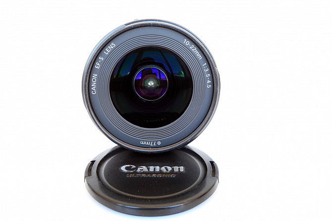 Широкоугольный зум Canon EF-S 10-22mm f/3.5-4.5 USM. Ялта - изображение 3