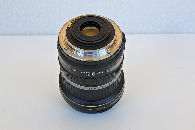 Широкоугольный зум Canon EF-S 10-22mm f/3.5-4.5 USM. Ялта - изображение 2