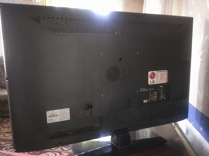 Телевизор LG 42 дюйма Волгоград - изображение 2