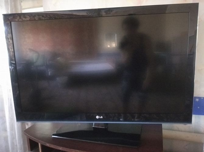Телевизор LG 42 дюйма Волгоград - изображение 1