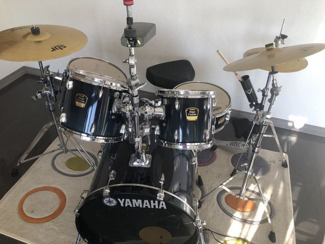 барабанная установка YAMAHA Stage Custom Advantage+Sabian Кишинёв - изображение 1