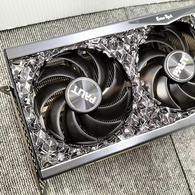 МОЩНАЯ 4080 PALIT GAMEROCK OMNIBLACK Москва - изображение 2