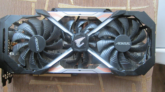 Видеокарта Gigabyte Aorus GTX 1080 Ti 11 Gb Санкт-Петербург - изображение 1