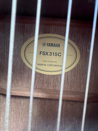 Продаю гитару в идеальном состоянии. Yamaha FSX315C  - изображение 3