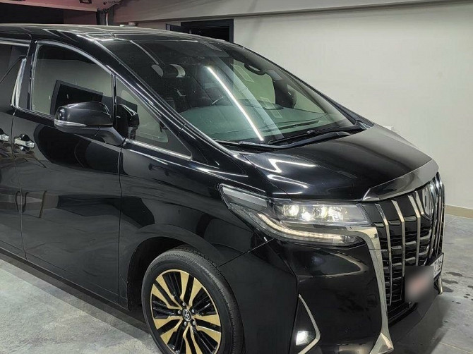 Автомобиль Toyota Alphard, 2018 г. Майкоп - изображение 2