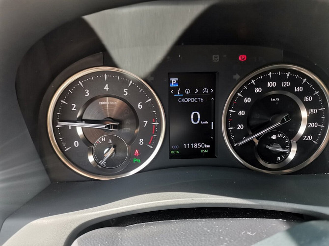 Автомобиль Toyota Alphard, 2019 г. Нефтеюганск - изображение 4