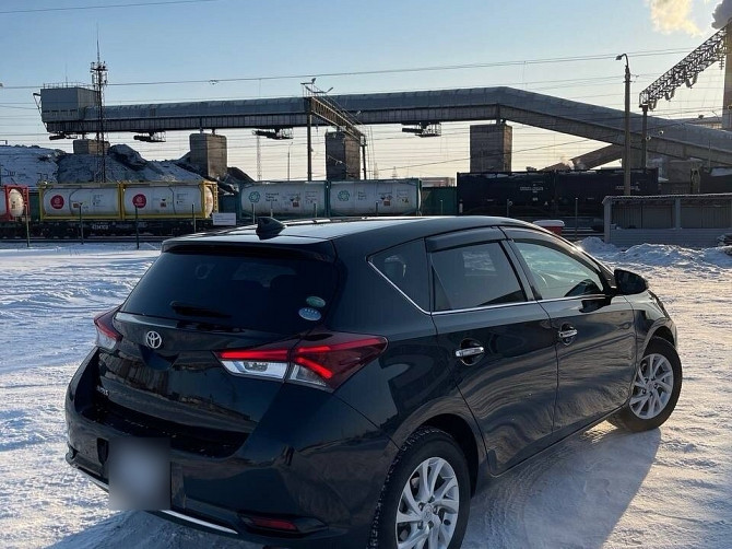 Автомобиль Toyota Auris, 2015 г. Майкоп - изображение 6