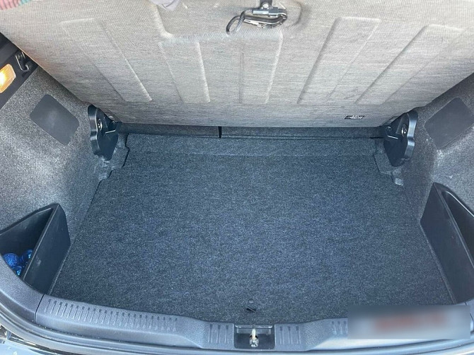Автомобиль Toyota Auris, 2015 г. Майкоп - изображение 13