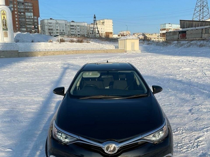 Автомобиль Toyota Auris, 2015 г. Майкоп - изображение 9