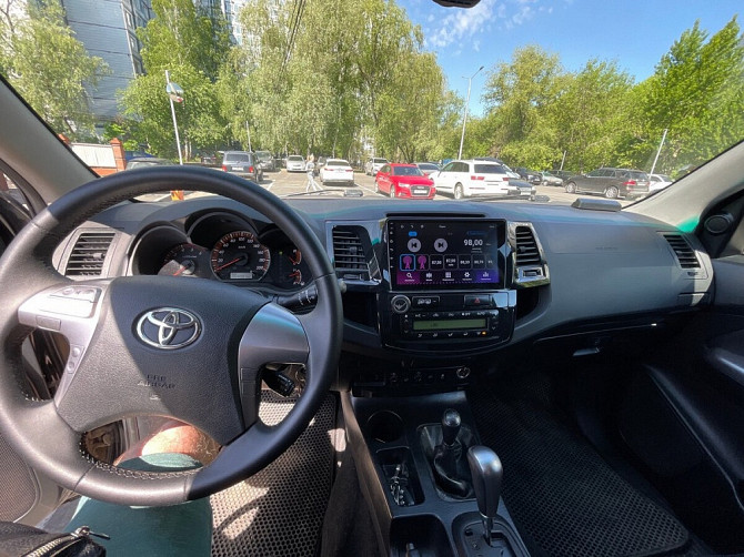 Автомобиль Toyota Hilux, 2015 г. Кисловодск - изображение 13