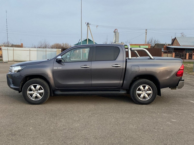 Автомобиль Toyota Hilux, 2017 г. Нефтеюганск - изображение 5