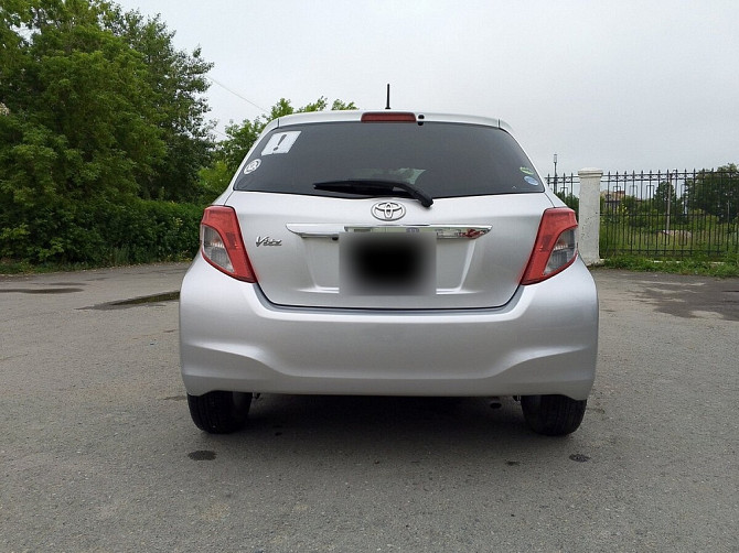 Автомобиль Toyota Vitz, 2012 г. Сарапул - изображение 4
