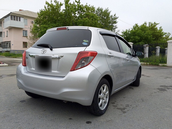 Автомобиль Toyota Vitz, 2012 г. Сарапул - изображение 3