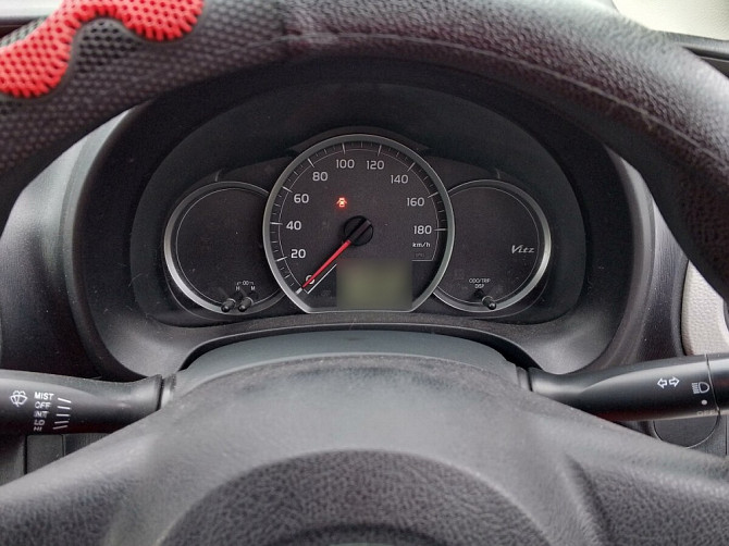 Автомобиль Toyota Vitz, 2012 г. Сарапул - изображение 12
