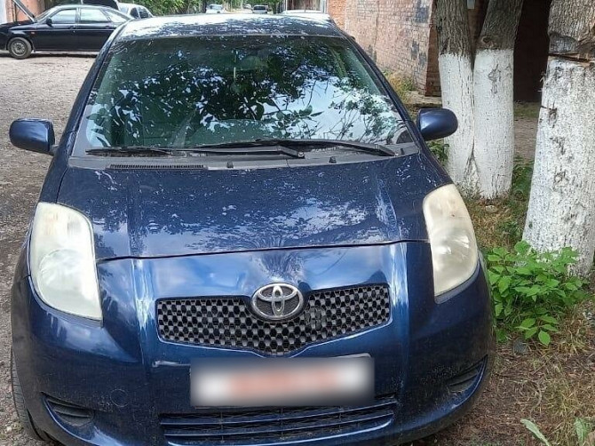 Автомобиль Toyota Yaris, 2008 г. Нефтеюганск - изображение 1