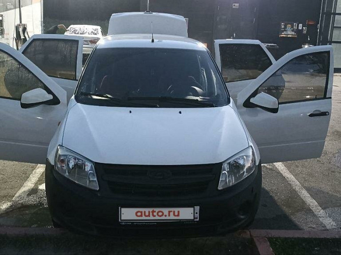 Автомобиль Lada Granta, 2013 г. Нефтеюганск - изображение 3