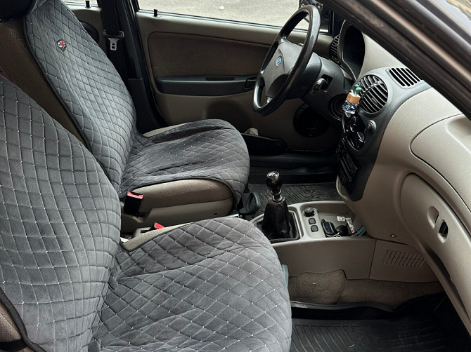Автомобиль Lada Kalina, 2008 г. Нефтеюганск - изображение 7