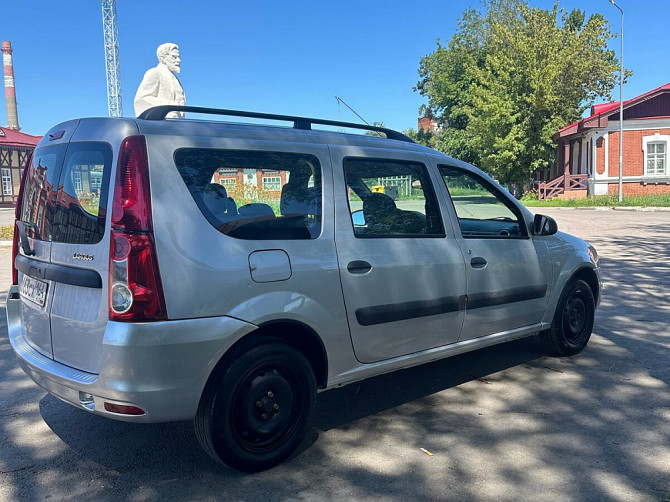 Автомобиль Lada Largus, 2017 г. Томск - изображение 3