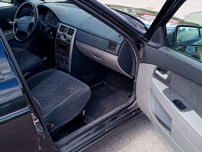 Автомобиль Lada Priora, 2011 г. Нефтеюганск - изображение 8