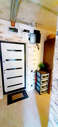 2-комн. кв., 48.6 м², 9/9 этаж Мурманск - изображение 1