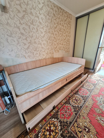 одинарне ліжко з висувною скринькою та матрацом без доставки Каменец-Подольский - изображение 2