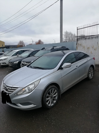 Автомобиль Hyundai Sonata, 2010 г. Пермь - изображение 2