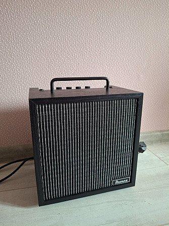 Комбоусилитель для электрогитары ibanez IBZ10GV2 Ижевск - изображение 1