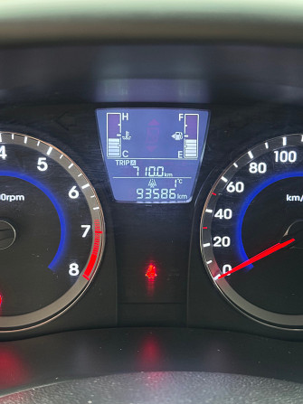 Автомобиль Hyundai Solaris, 2015 г. Томск - изображение 4