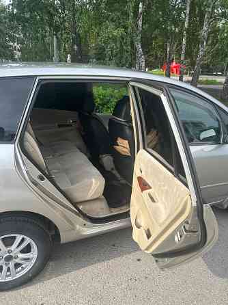 Автомобиль Toyota Corolla Spacio, 2001 г. Барнаул