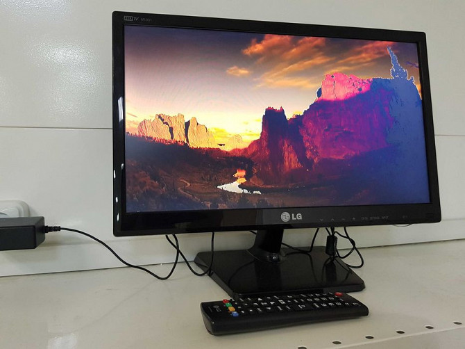 Телевизор-монитор LG 19' Саратов - изображение 1