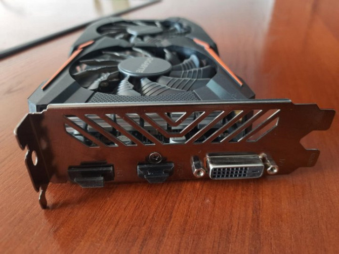 Видеокарта nvidia gigabyte GeForce gtx 1050 Ti 4GB Находка - изображение 4